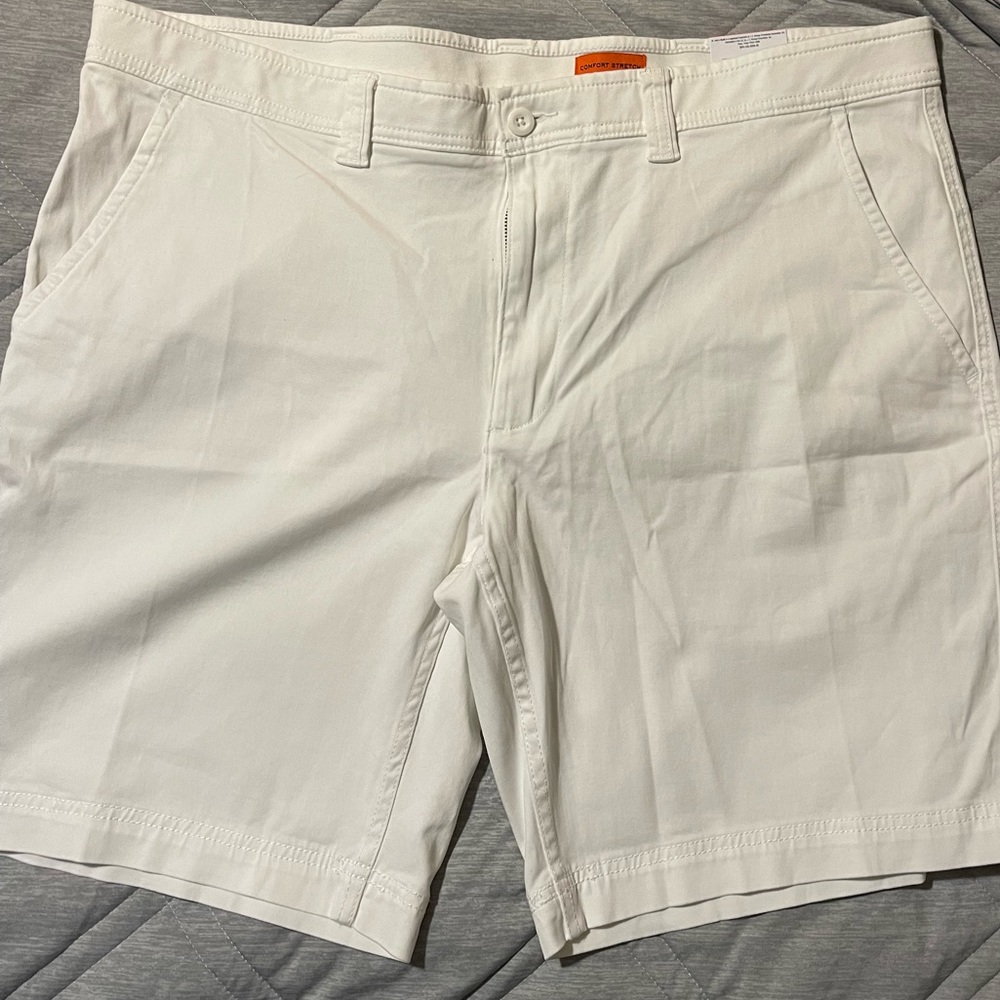 NWT St. John’s Bay White Chino Shorts